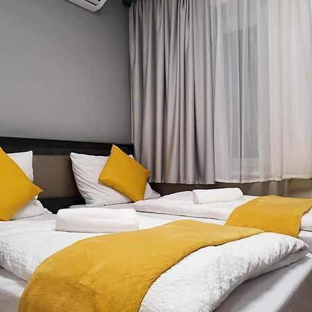 No Stress Panzio-Pizzeria-Sporttabor Bed & Breakfast Harkány Екстериор снимка